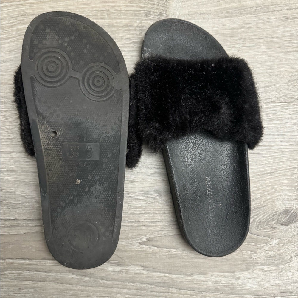 Steve Madden Slides